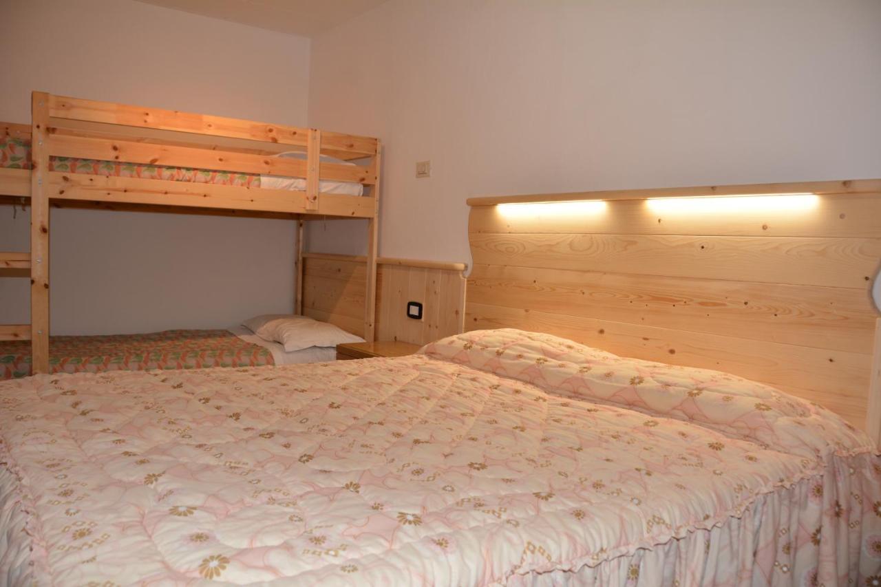 Albergo Roncone Eksteriør billede